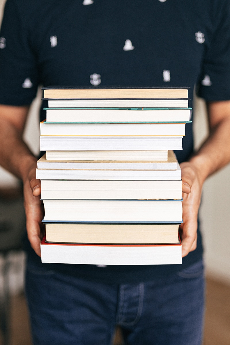 Großer Bücherstapel