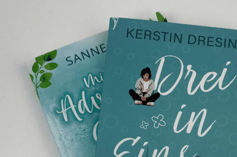 Zwei Buchcover mit Folienkaschierung matt und glänzend