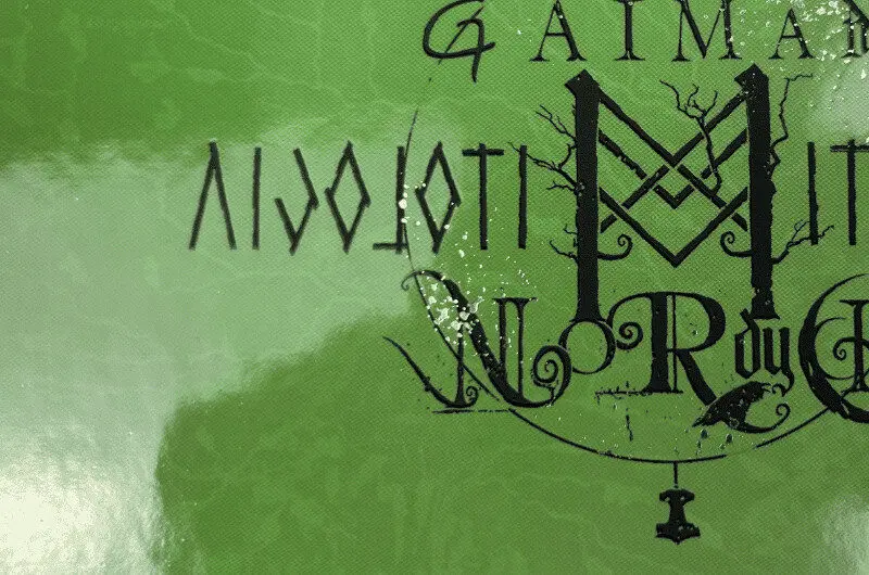 Buchcover vollständig mit UV Lack veredelt